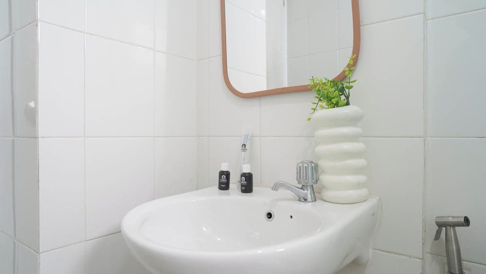 Pleasant White 3Br At Bassura City Apartment - photo 21
