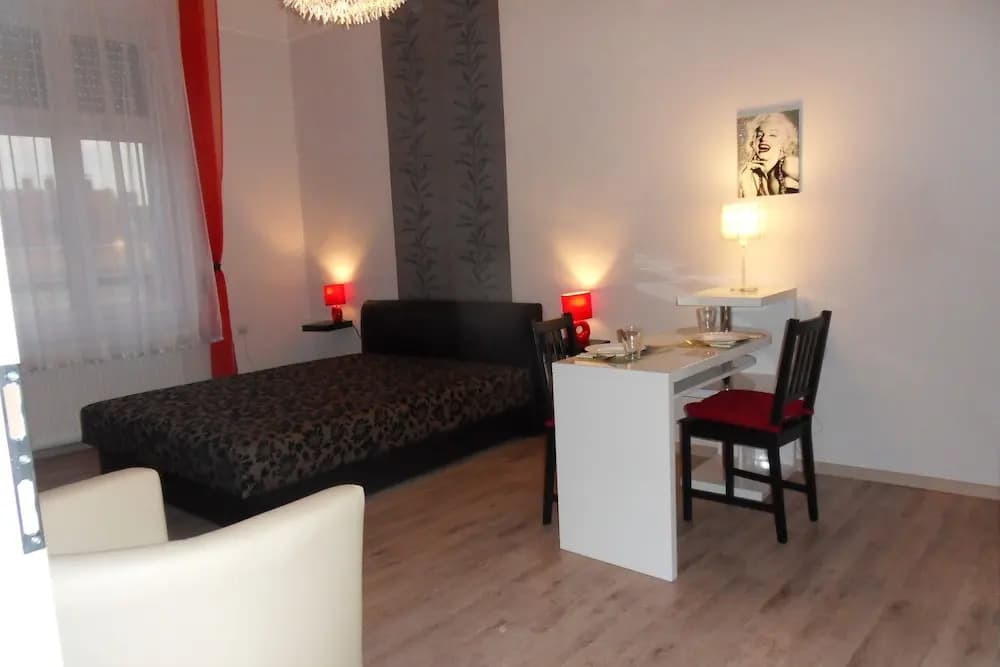 Astoria Centrum Apartment - photo 2