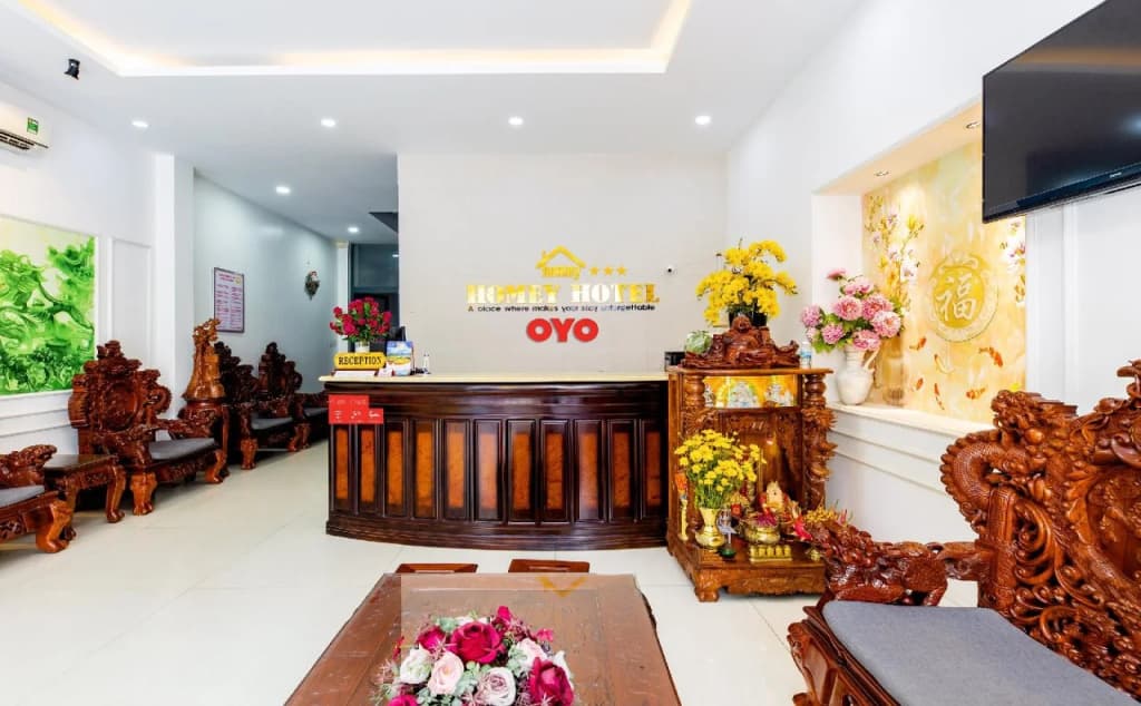 Homey Hotel - main photo