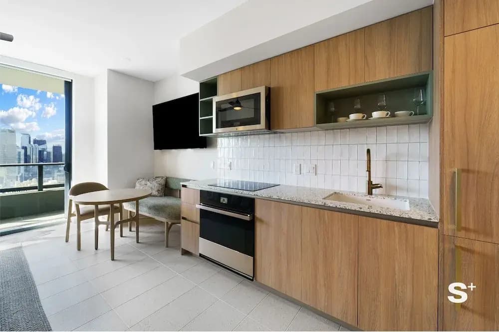 Miami Luxury Studio With City View - photo 11