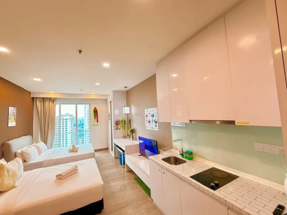 Crystal Suites At Ramada Hotel - photo 2