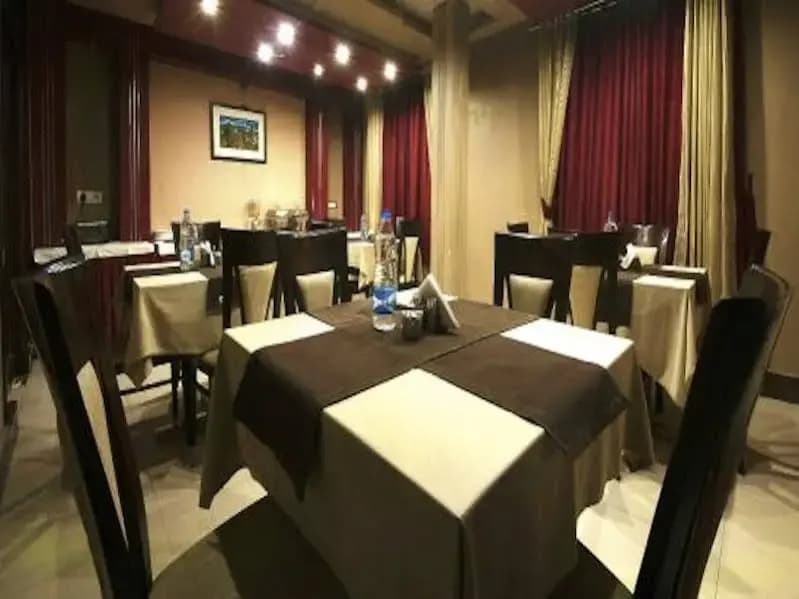 Hotel Sun City by OYO - photo 15