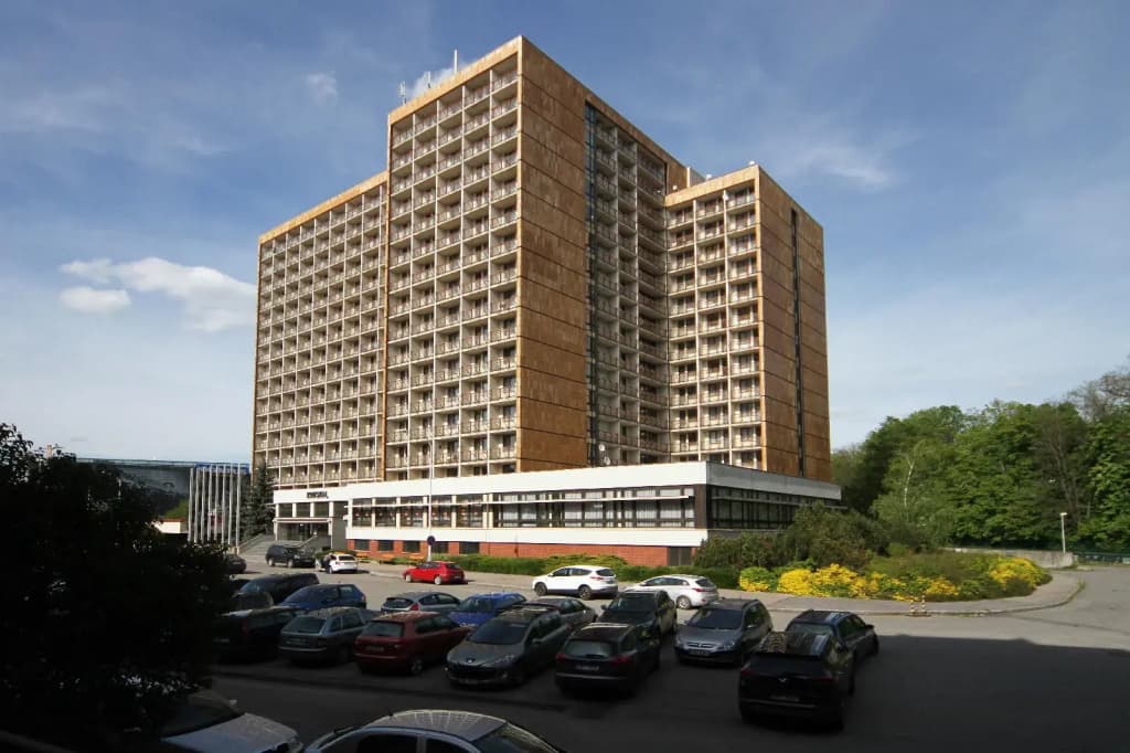 Hotel Krystal - photo 25