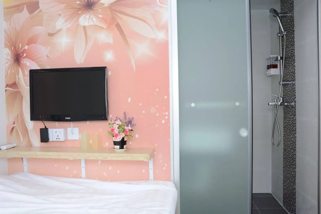 Sunrise International - Boutique Hostel - photo 7