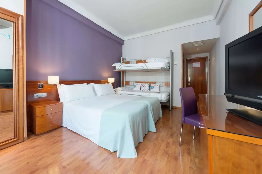 Hotel Madrid Centro Affiliated by Meliá - photo 25