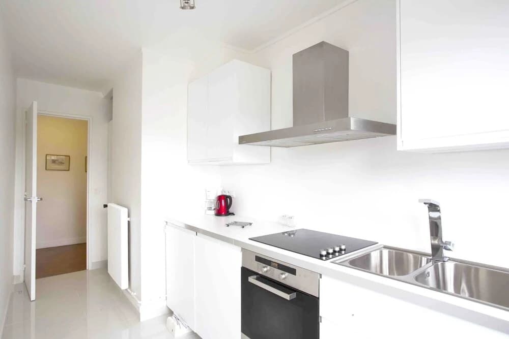 Apartment With one Bedroom in Paris, With Wonderful City View and Wifi - photo 11
