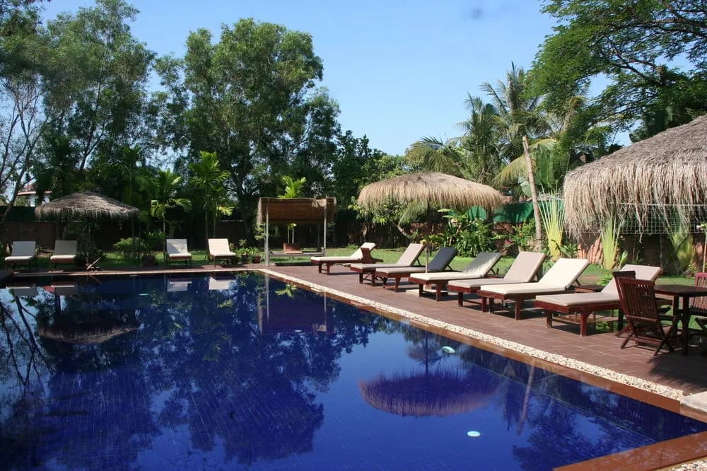 The Pool and Palm Villa - photo 16