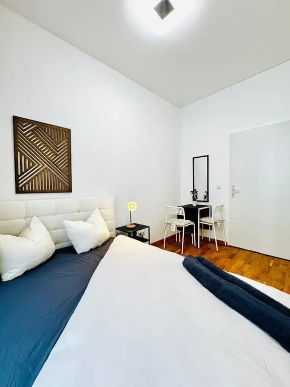 Affordable 4BR Near Stadthalle - photo 13