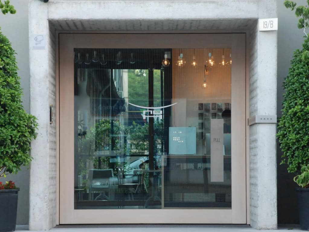 NU Hotel - photo 1