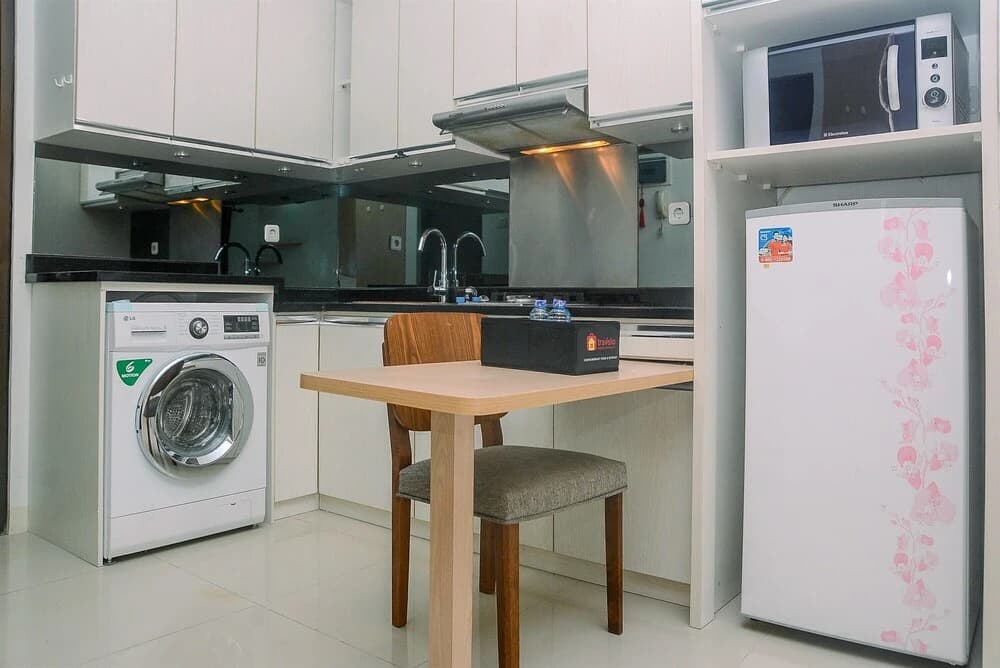Comfortable Studio Apartment at Tamansari Semanggi - photo 12