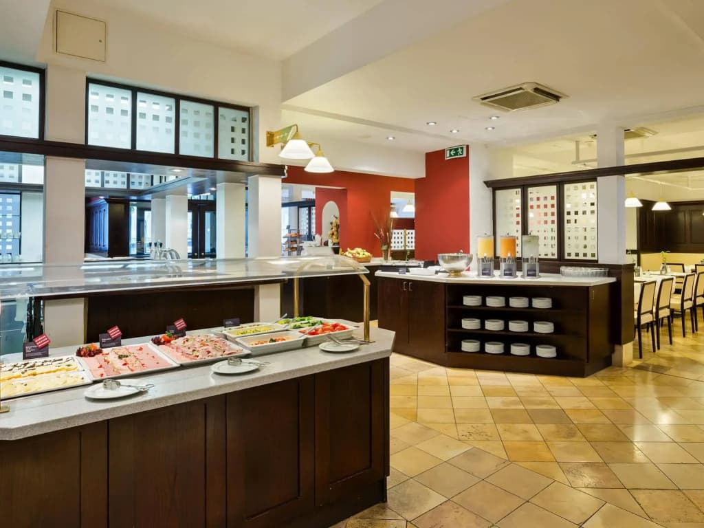 Austria Trend Hotel Ananas - photo 21