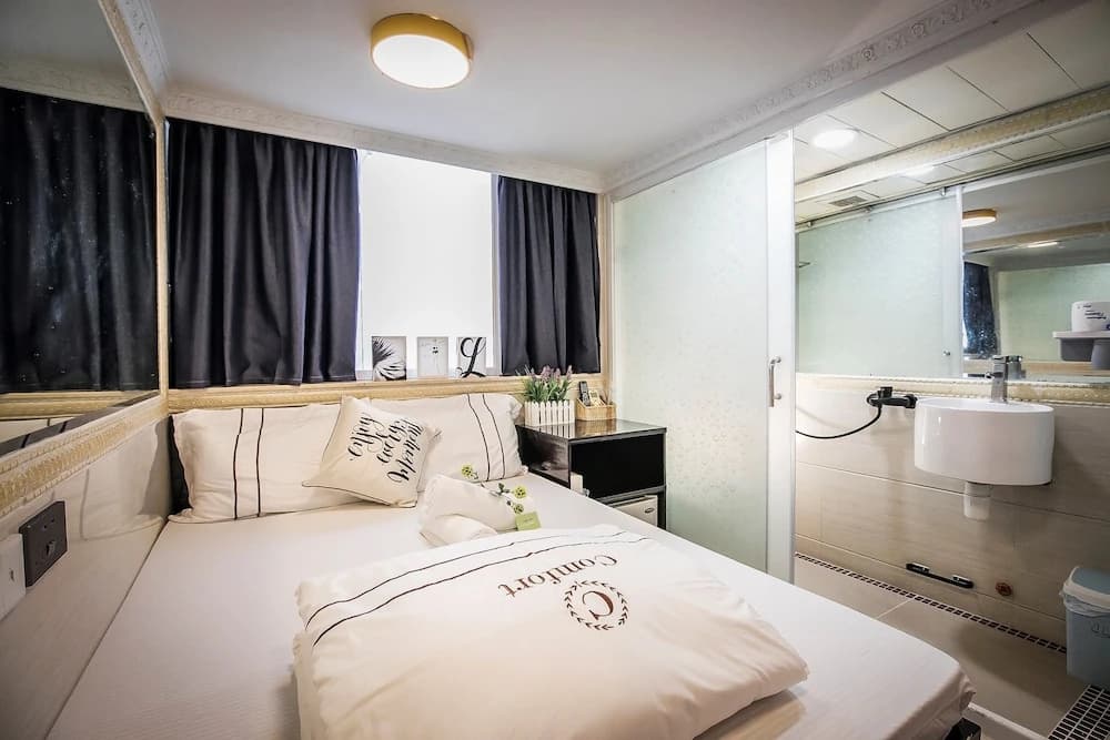 Tsim Sha Tsui Hotel - photo 16