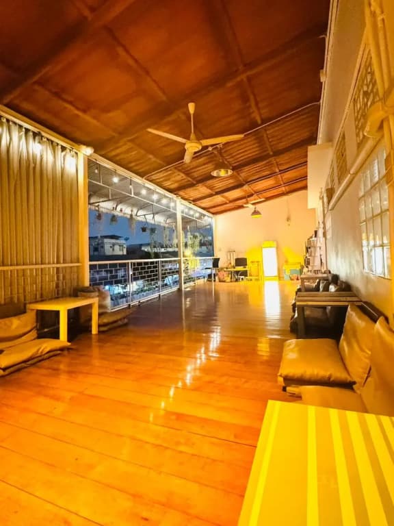 Baan Nampetch Hostel - photo 23