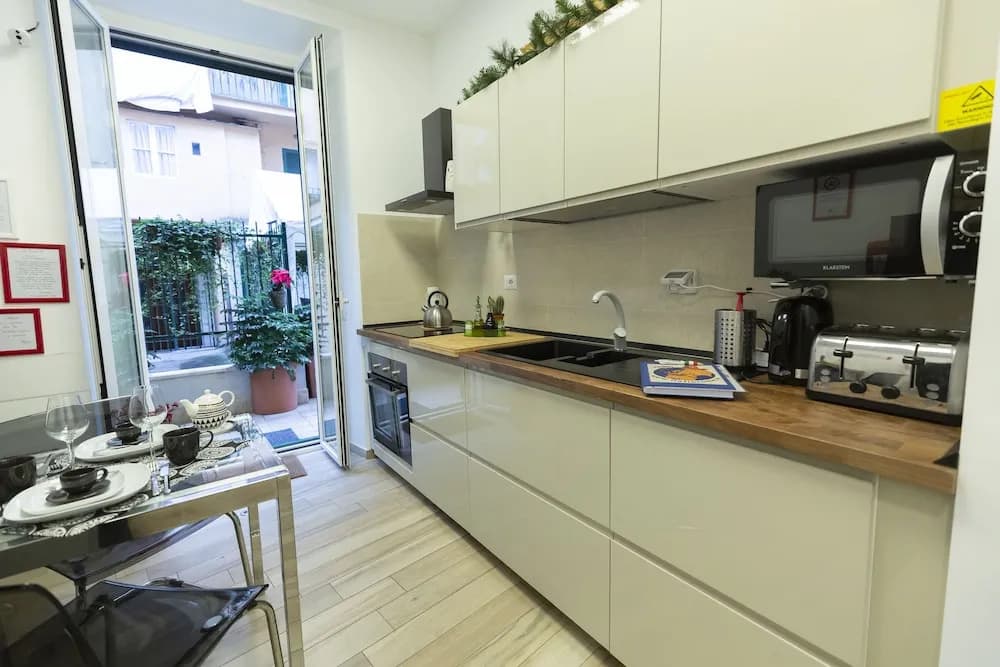 Flatinrome Trastevere Deluxe Rooms - photo 16
