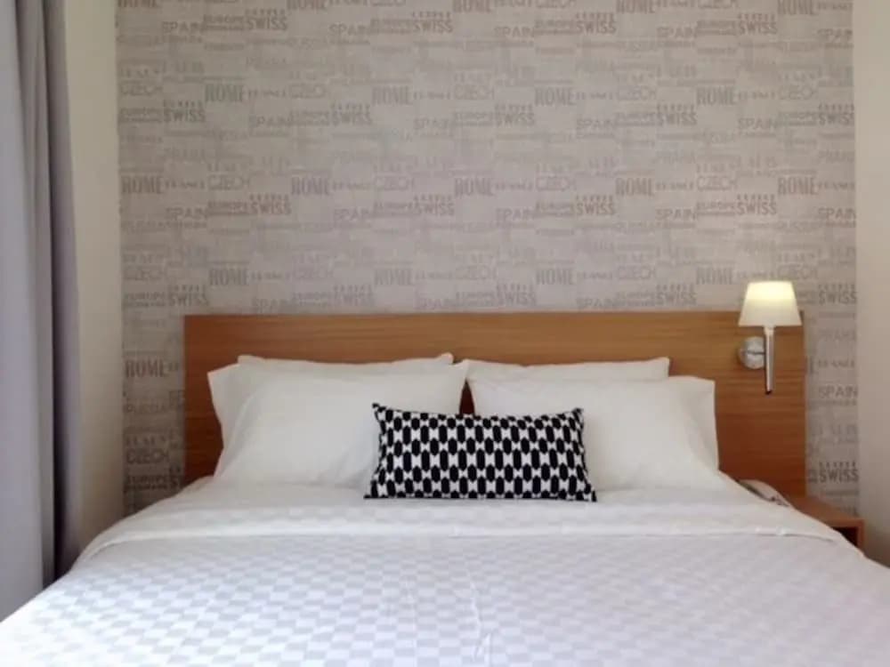 ehouzz - photo 2