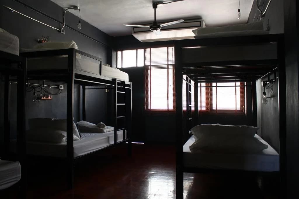 Human Sleep Hostel - photo 5
