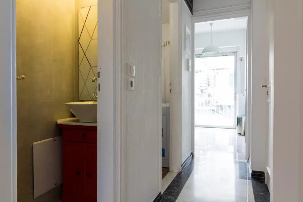 Deco Marble Apt With Acropolis View - photo 8