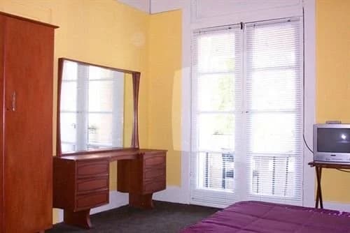 St Arnaud Budget Hotel - photo 2