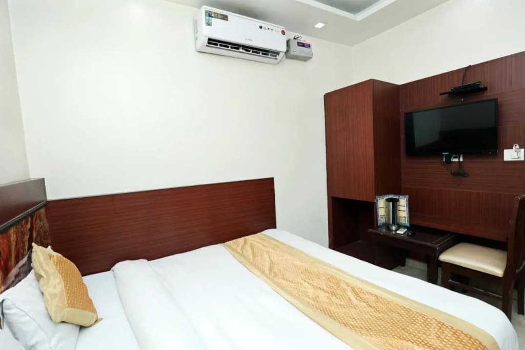 Hotel Toto International - main photo