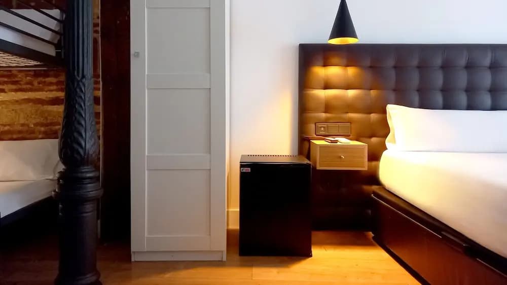 Woohoo Rooms Chueca - photo 21