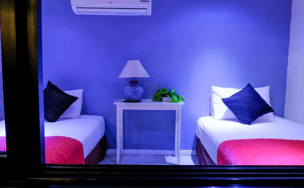Hua Hin In Boxes - photo 4