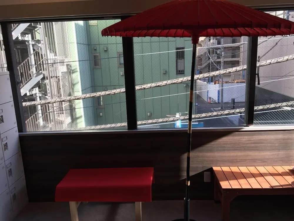 bnb+ Shinbashi - Hostel - photo 12