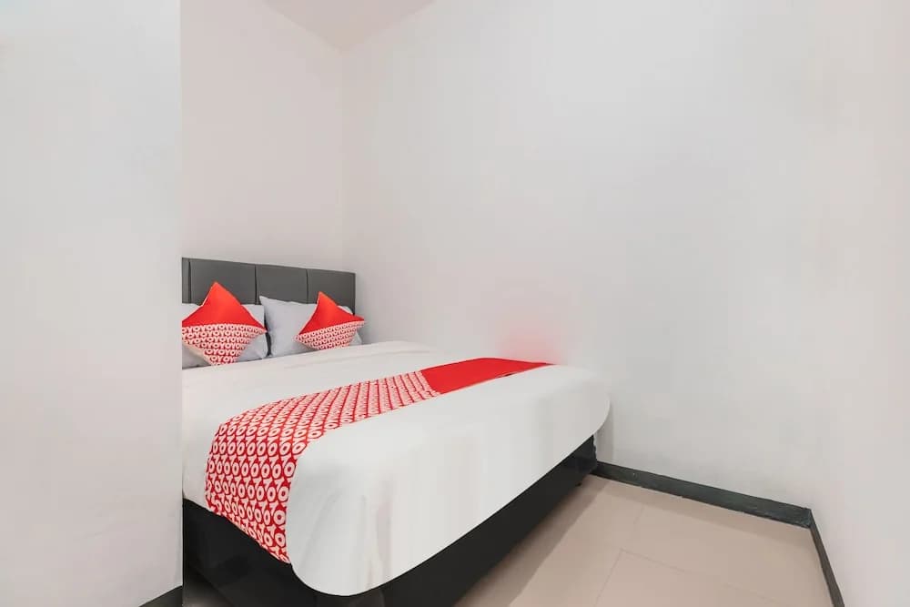 J&b Room Utan Kayu by OYO Rooms - main photo