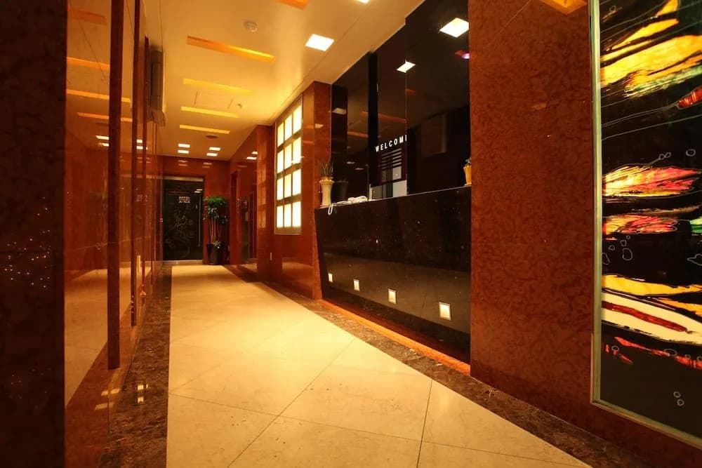 A-NA Hotel - main photo