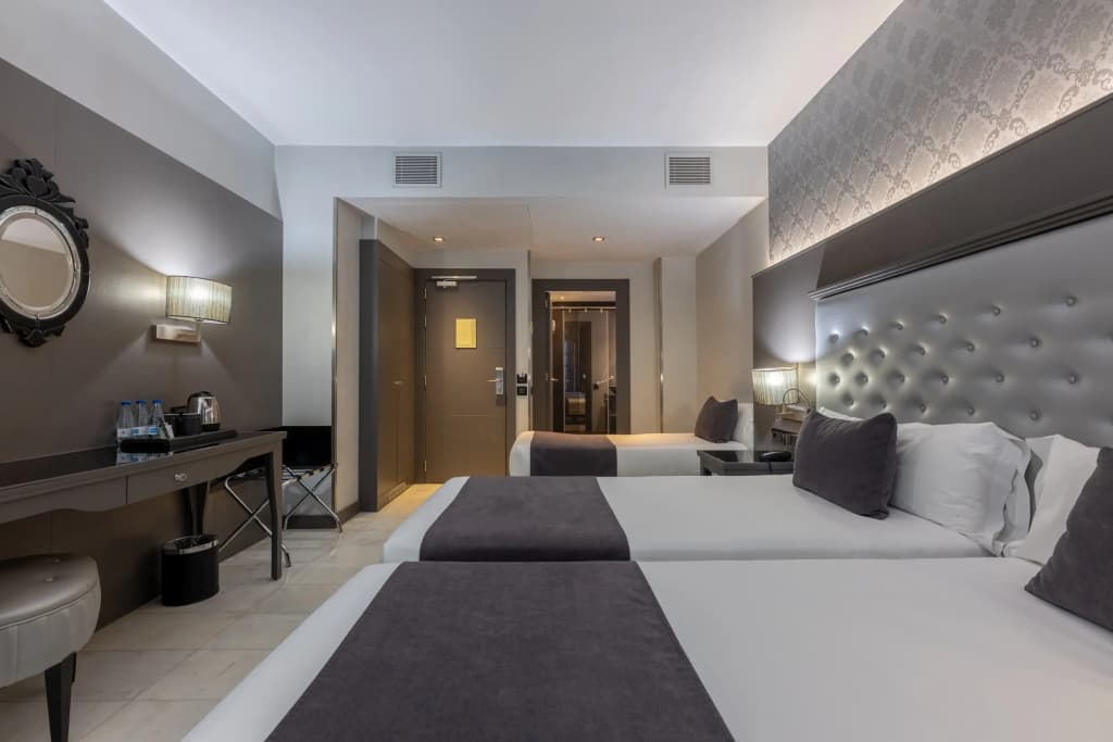 Hotel Ciutadella Barcelona - photo 19