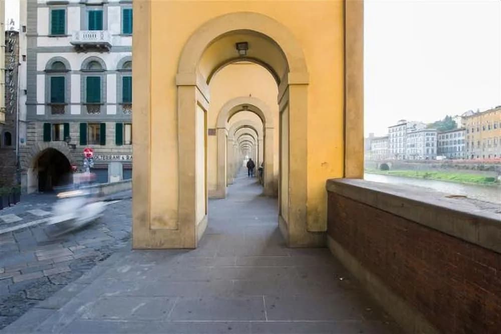 Ponte Vecchio Exclusive Flat - photo 13