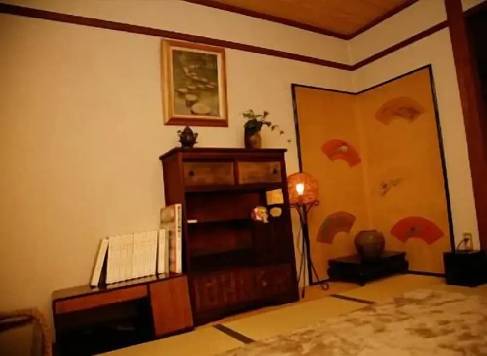 Kaikoan Manabian - photo 2
