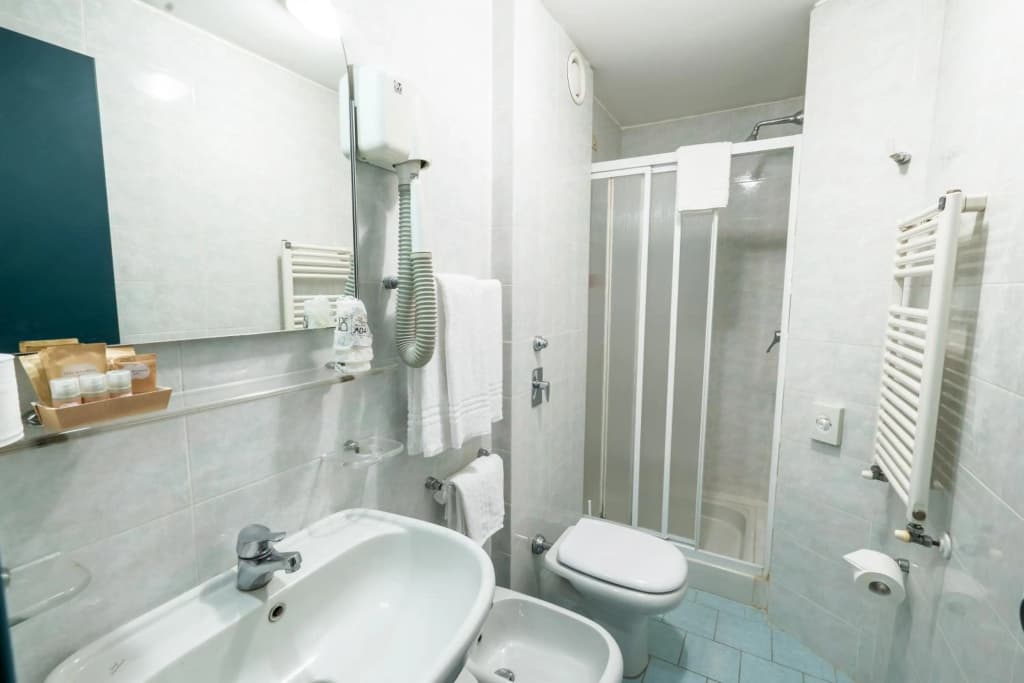 Hotel Des Etrangers - photo 33