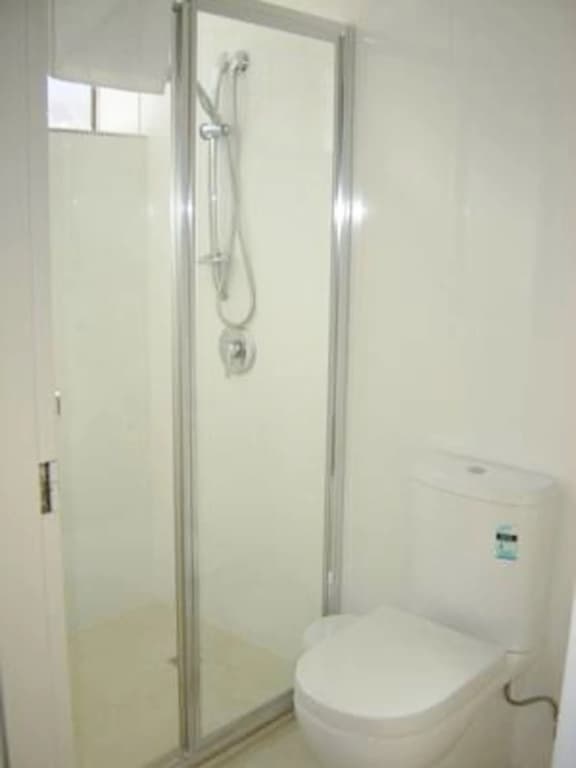 Apartments on Chapman - photo 8