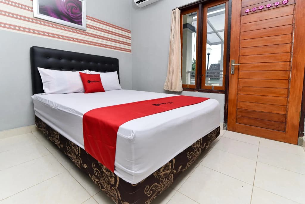 RedDoorz near Teuku Umar Barat Denpasar - photo 6