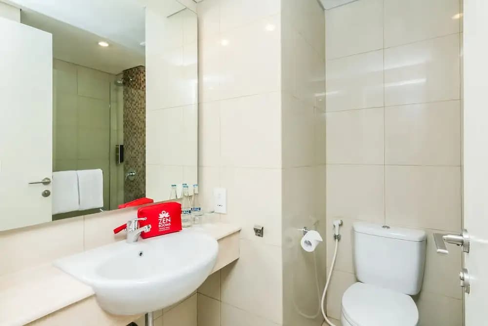 ZEN Rooms Kuta ByPass Ngurah Rai - photo 9