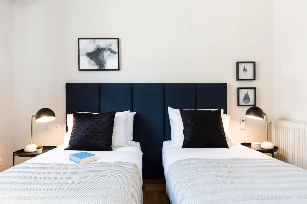 UPSTREET Elegant Luminous 3BD Apt-Kolonaki - photo 5