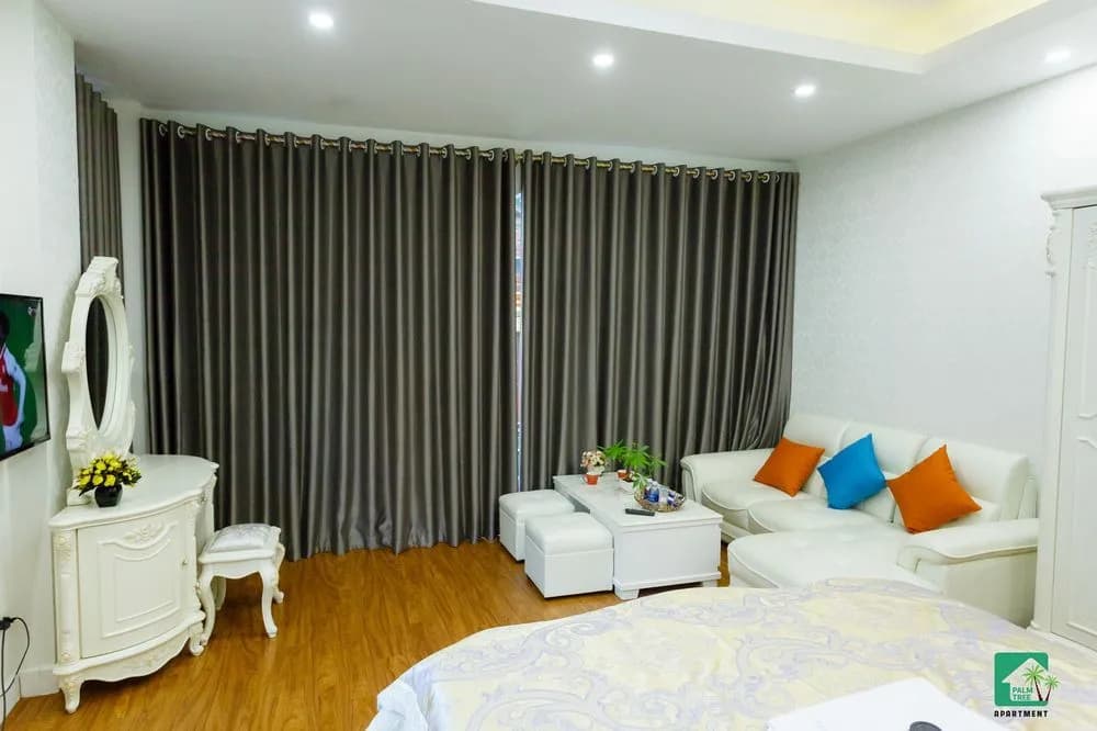Palm Tree Apartment - photo 2