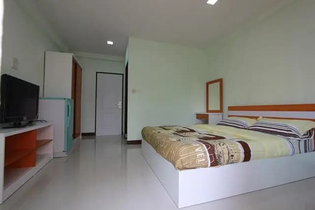 CT Residence - main photo