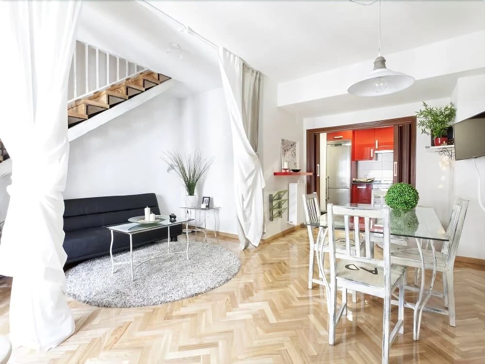 LAVAPIÉS Apartment I (1BR 1BT) - photo 4