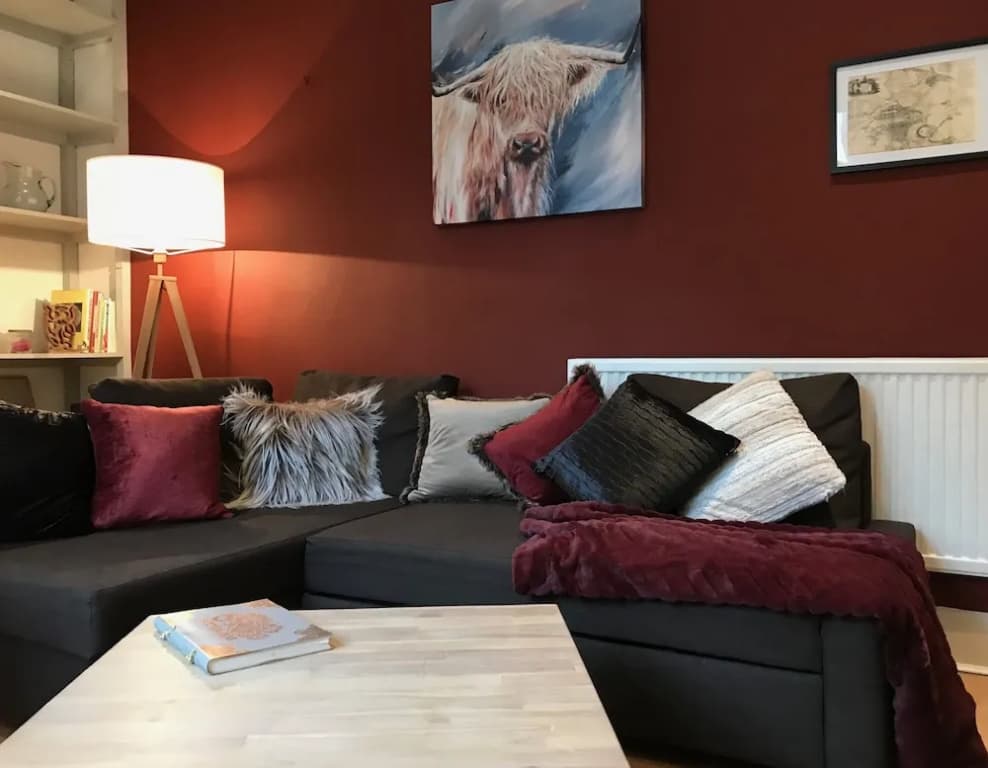 Edinburgh Old Town Apartment - photo 2