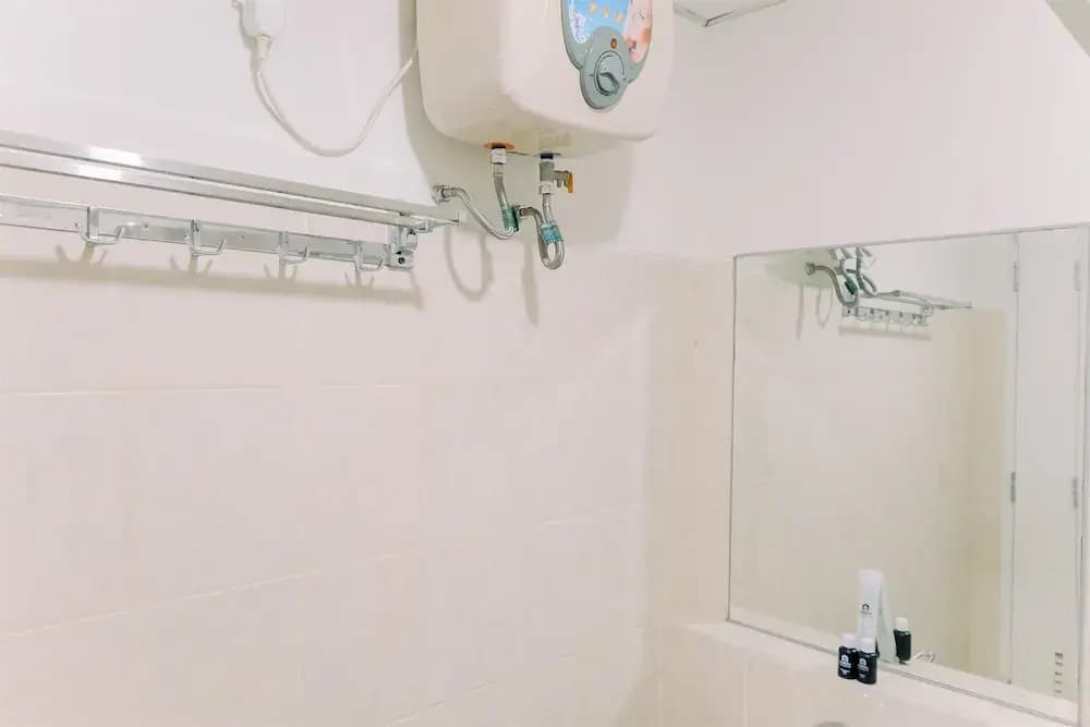 Homey And Big Studio Apartment At The Wave Kuningan - photo 13