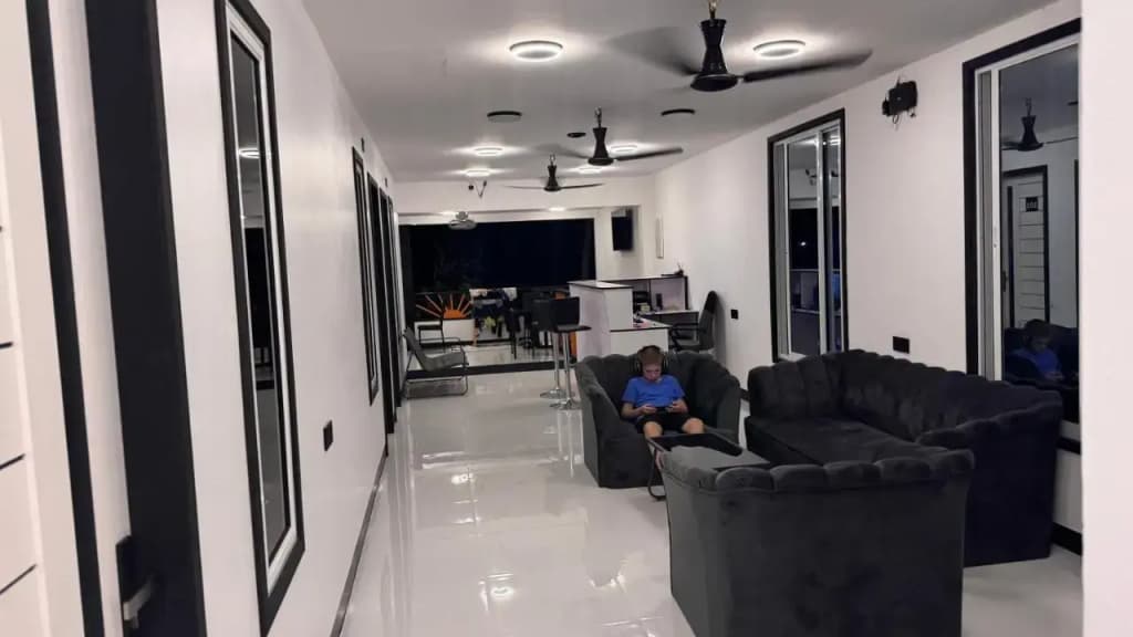 Mathiveri Stay - photo 18