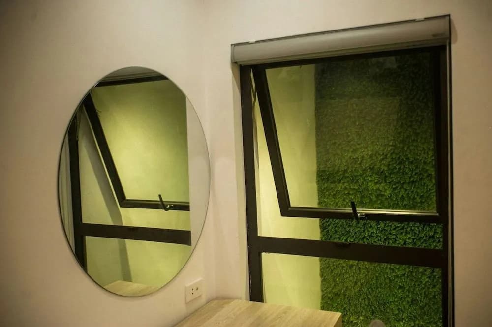 Green Hotel Apartment HN- by Bay Luxury - photo 15