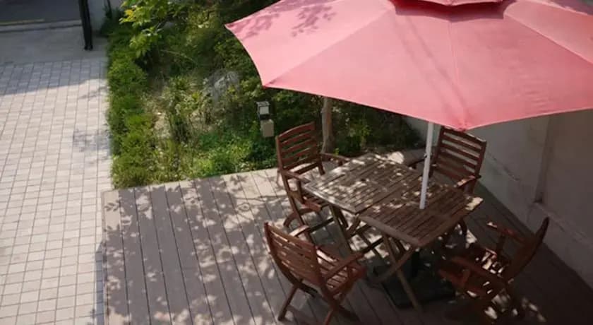 Time Guesthouse - photo 4