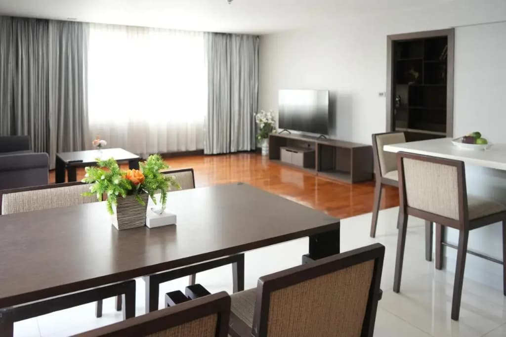Royal Suite Hotel Bangkok - photo 22