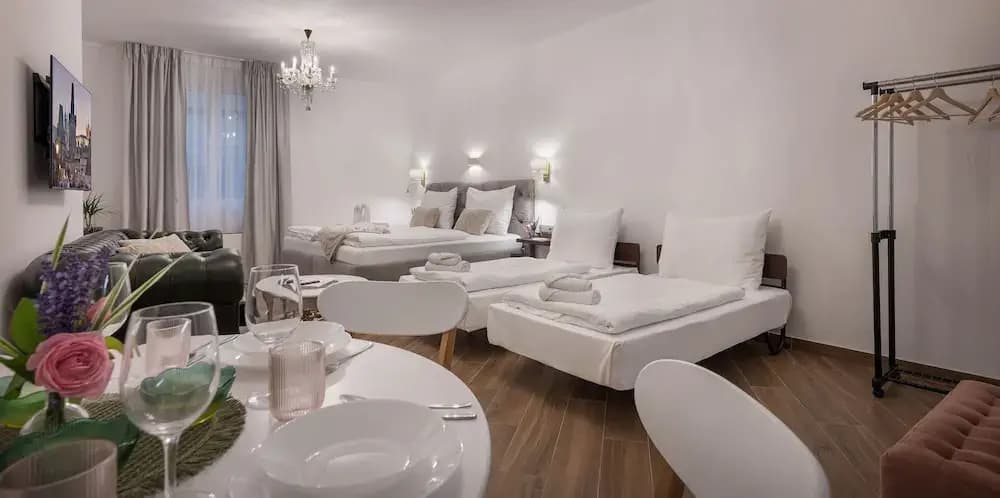 Kaiserstein Palace Apartments - photo 26