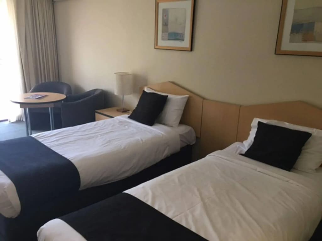 St. Marys Park View Motel - photo 6