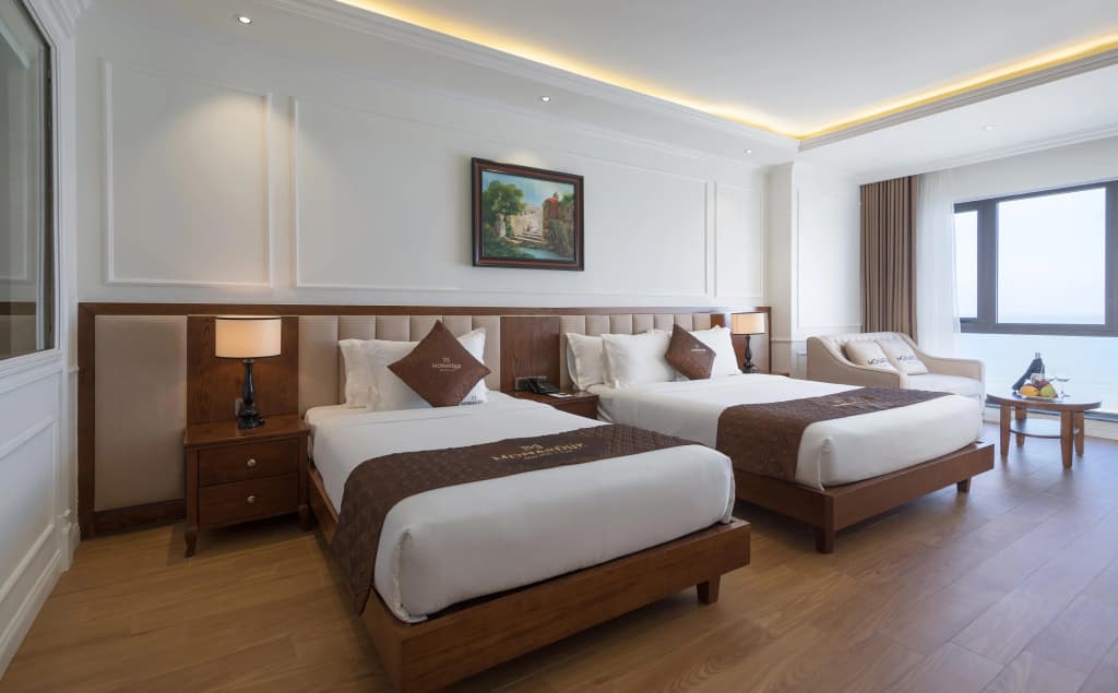 Monarque Hotel - photo 5