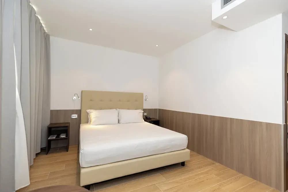 Lh HOTELS - photo 3