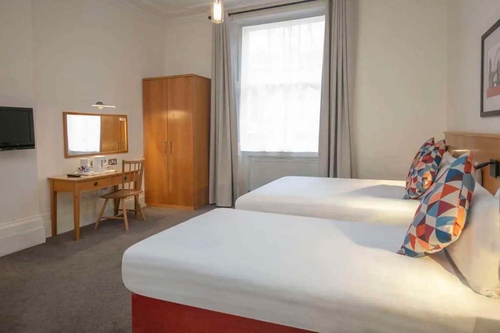 Queensway Hotel Sure Hotel Collection By Best Western - photo 37